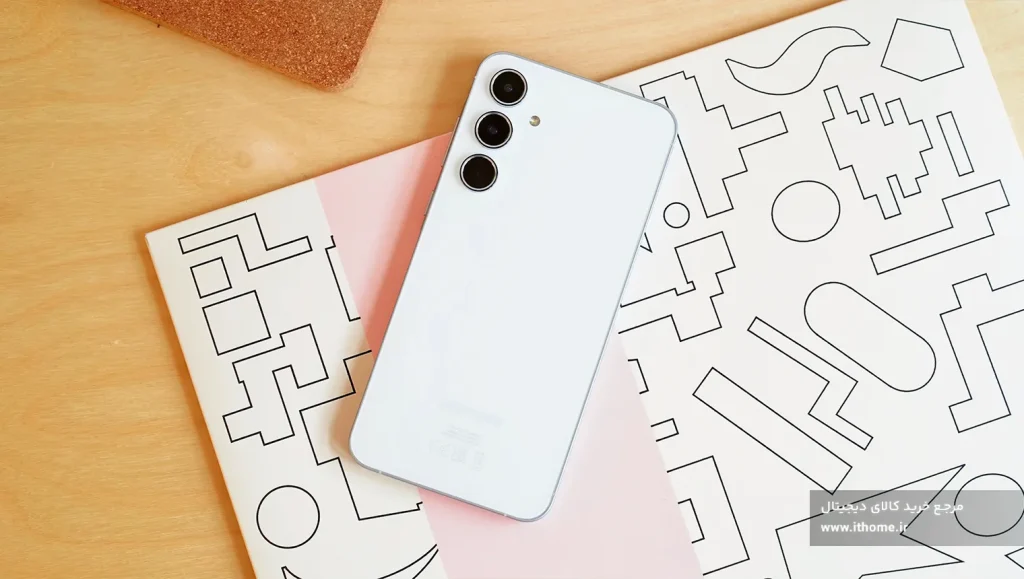 Samsung Galaxy A55: بهترین گوشی میانرده سامسونگ با نمایشگر سوپر آمولد و 5G
